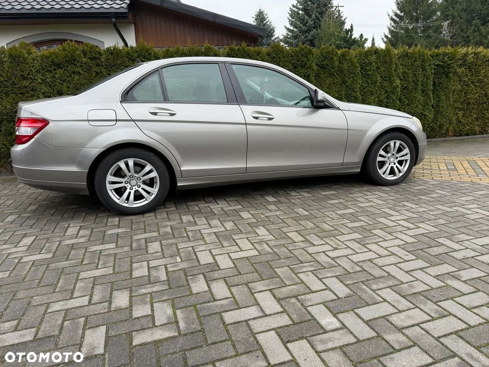 Mercedes-Benz Klasa C 180 Kompressor - 13