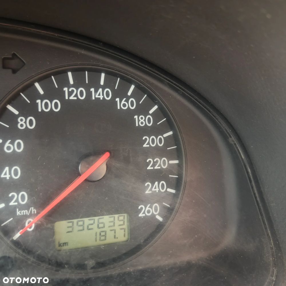 Volkswagen Passat 1.8T Highline - 5