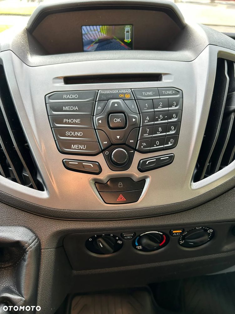 Ford Transit - 24