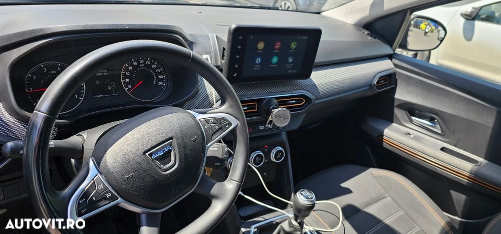 Dacia Sandero - 7