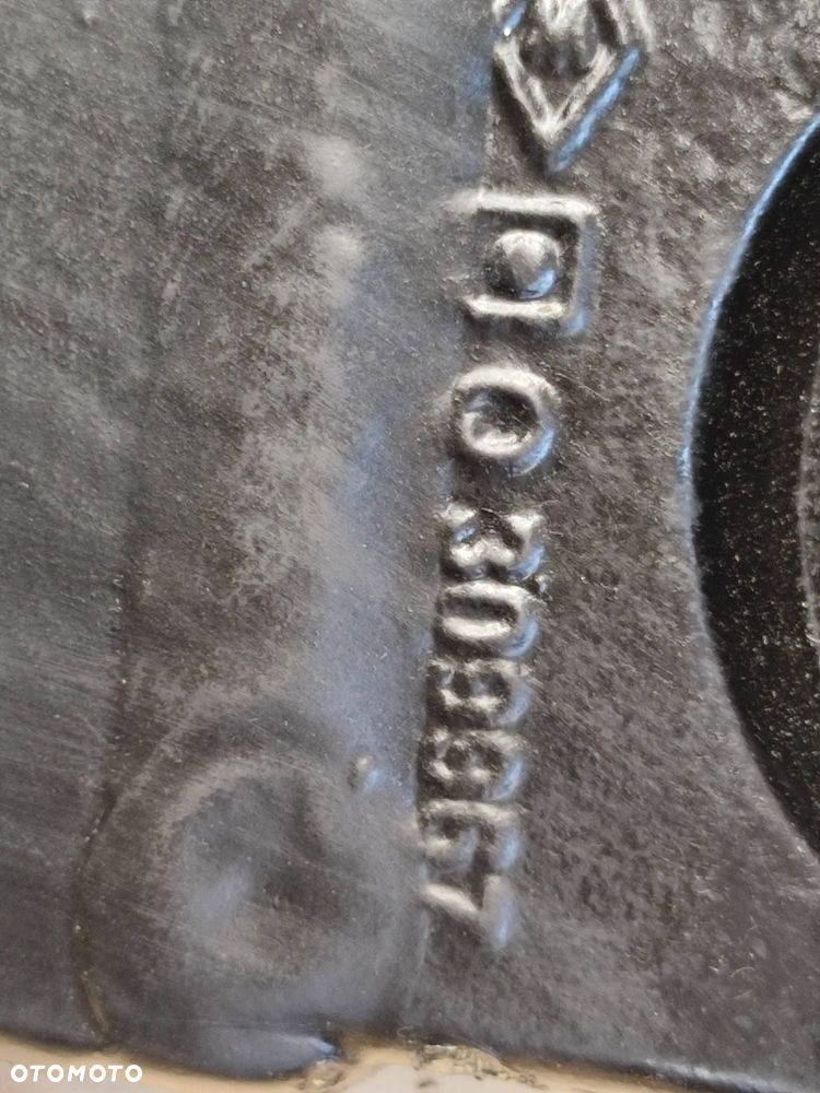 Dolne ramię podnośnika JCB Fastrac 4220 (309867) - 9