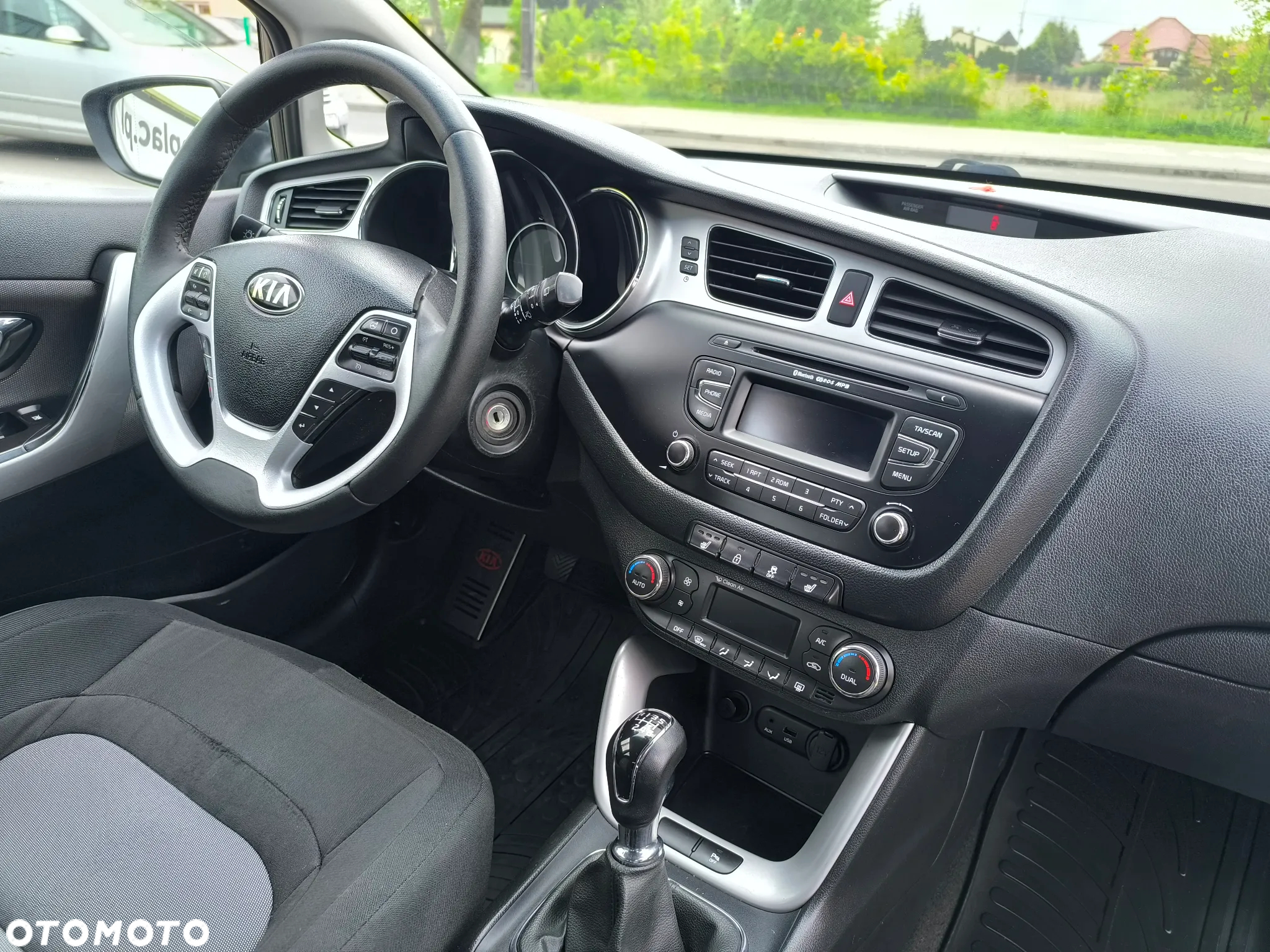 Kia Ceed 1.6 CRDi 128 SW Vision - 15