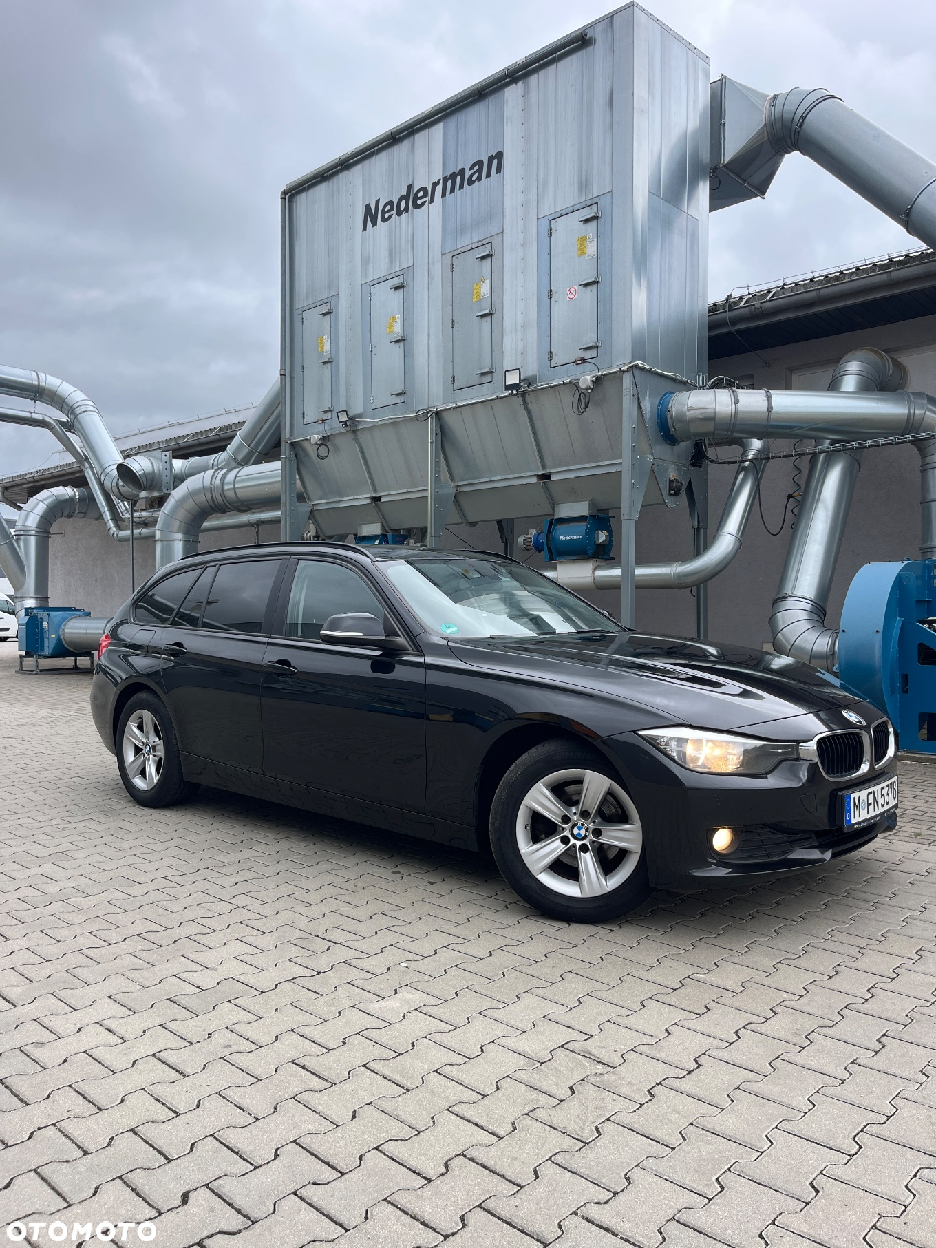 BMW Seria 3 318d Touring - 5