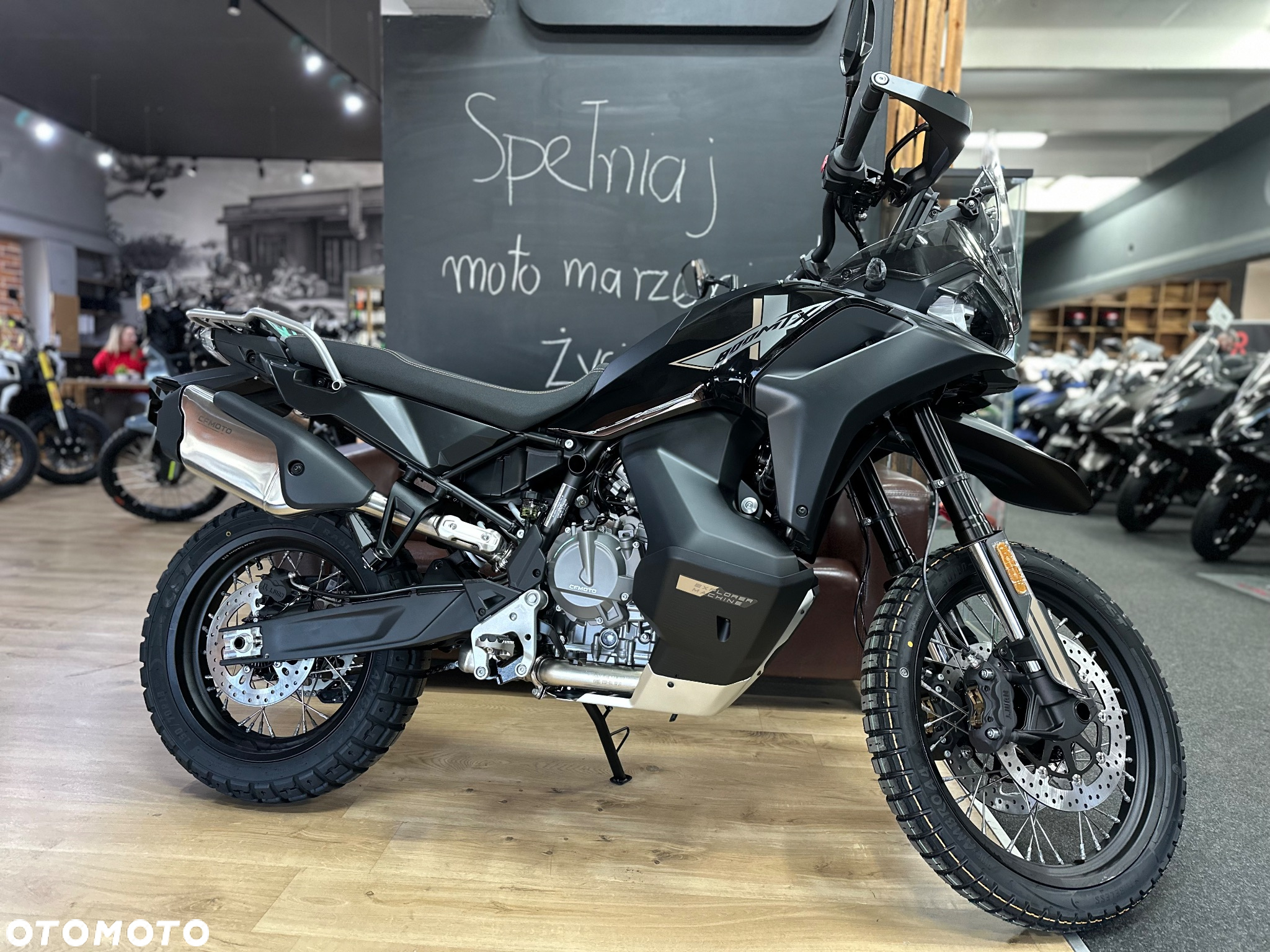 CFMoto MT
