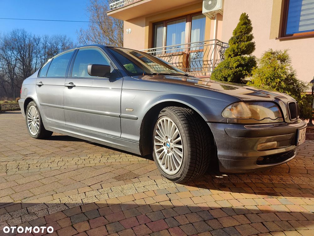 BMW Seria 3 330d - 1