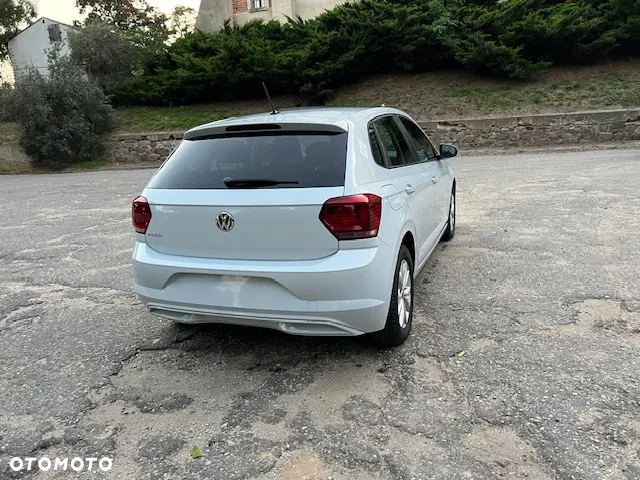 Volkswagen Polo - 6