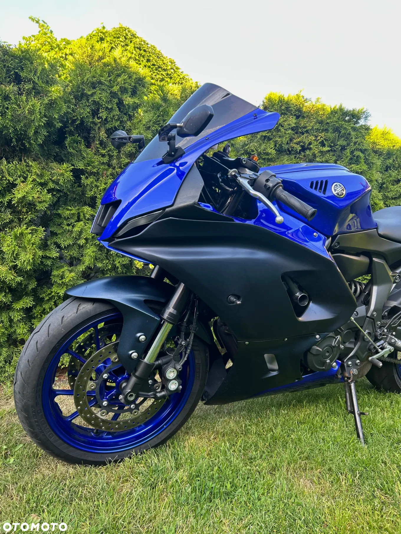 Yamaha R7 - 11
