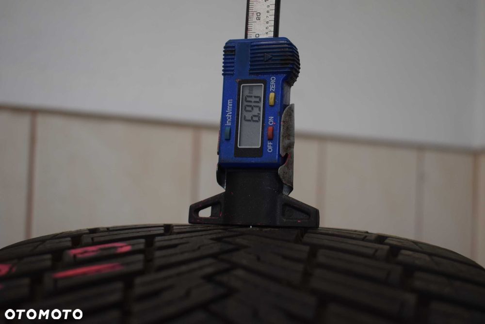 R19 225/40 93Y Pirelli All Season Cinturato SF2 - 4
