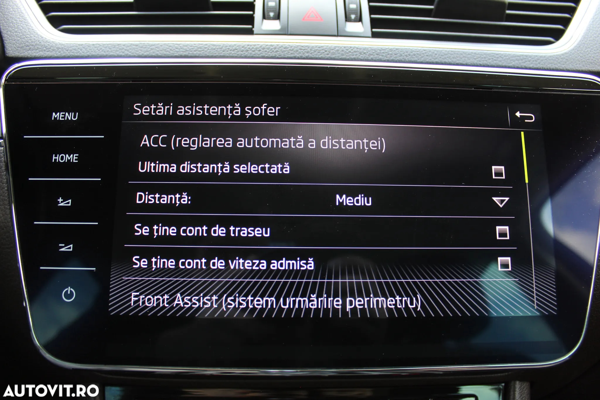 Skoda Superb Combi 2.0 TDI DSG 4X4 Laurin & Klement - 31