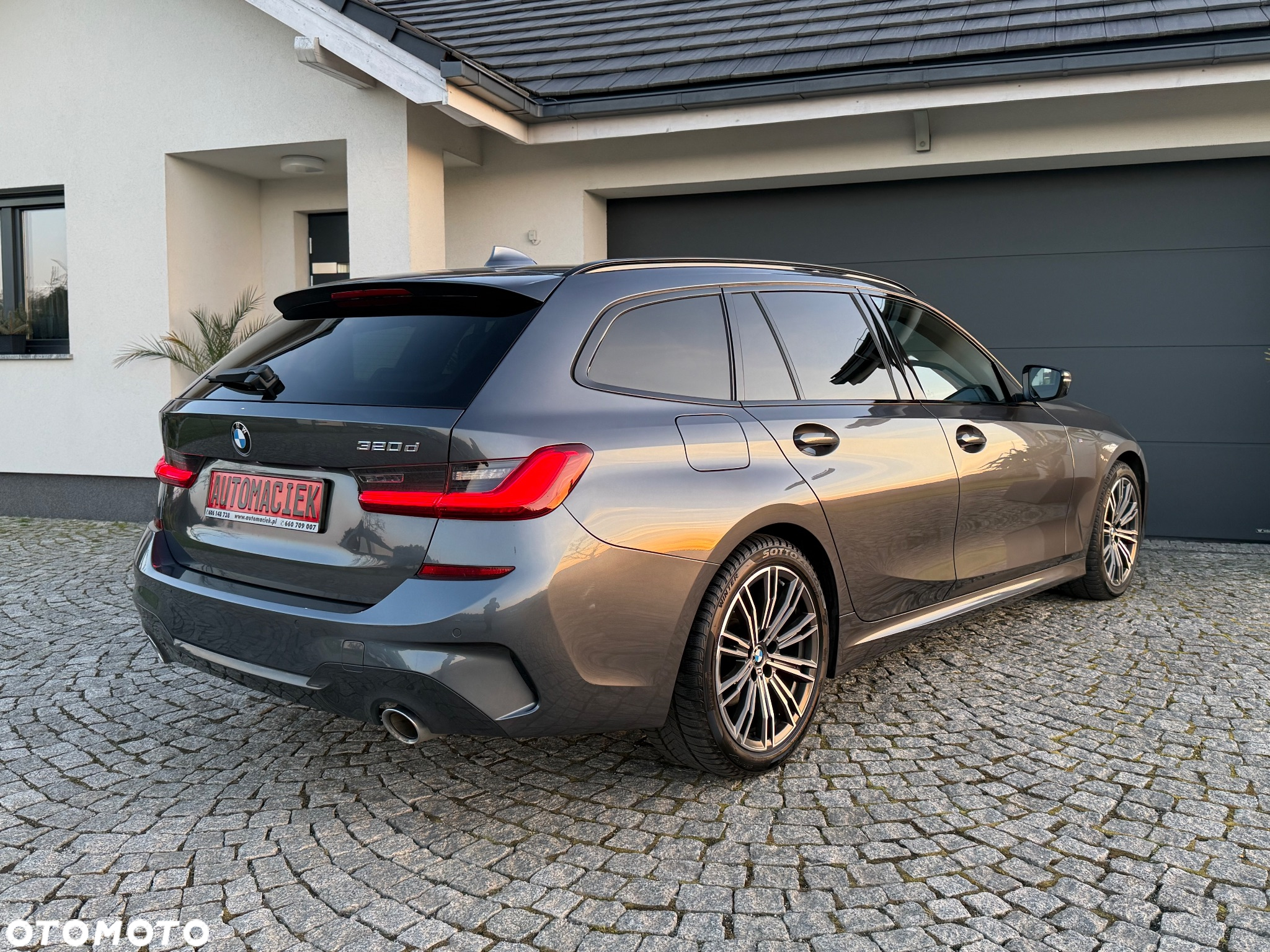 BMW Seria 3 320d Touring M Sport - 10