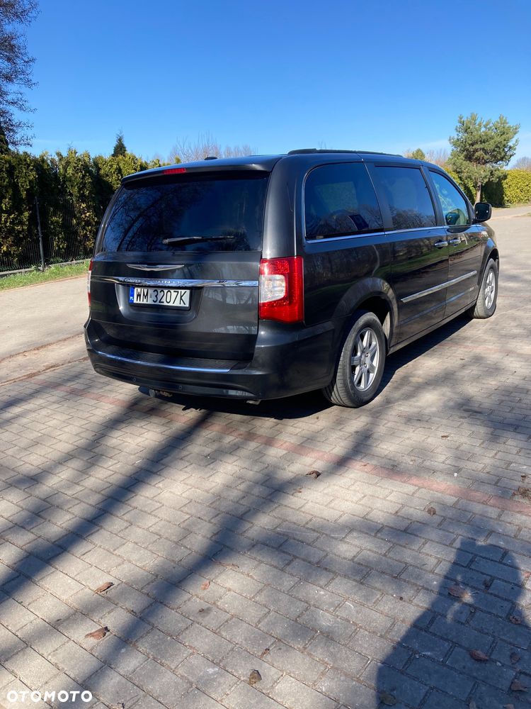 Chrysler Town & Country 3.6 Touring - 6