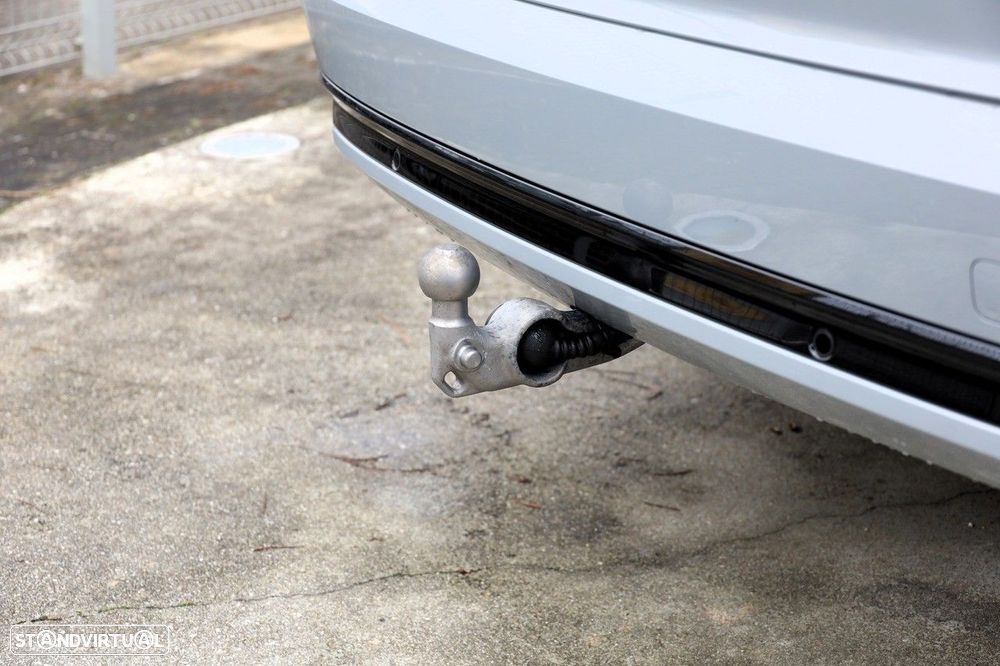 Volvo XC 90 2.0 T8 PHEV Plus Dark AWD - 36