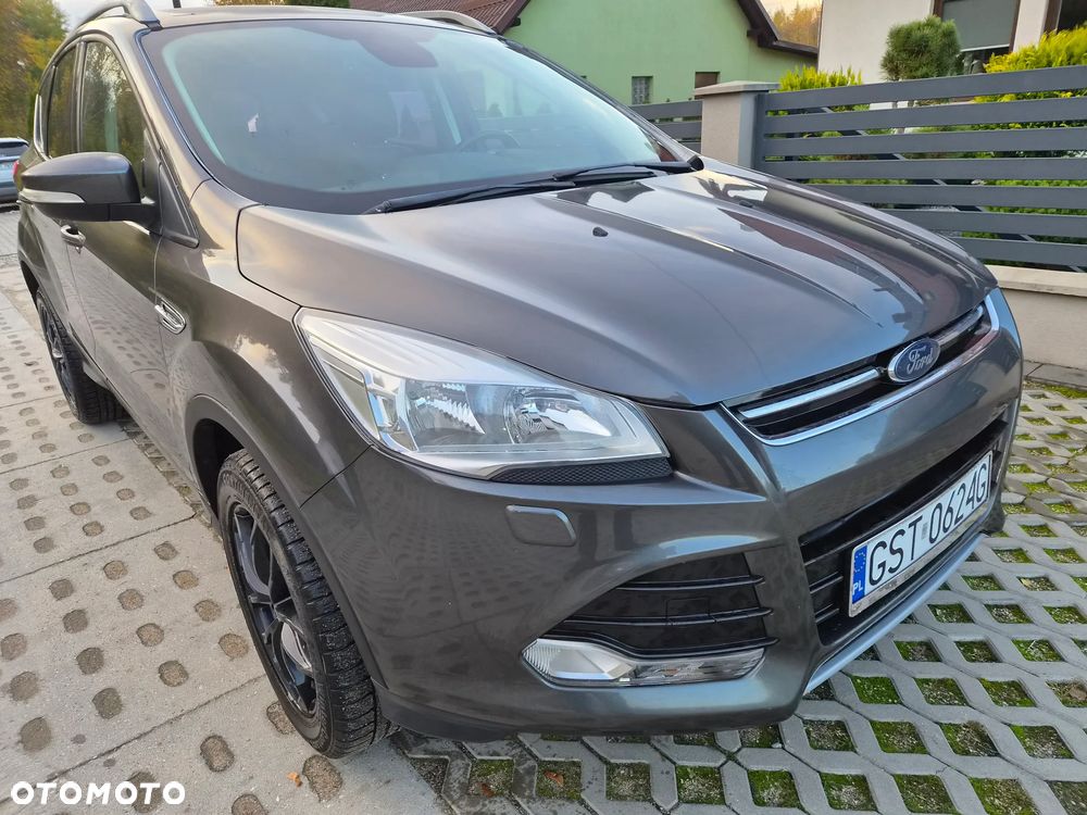 Ford Kuga 1.5 EcoBoost 2x4 Titanium - 1