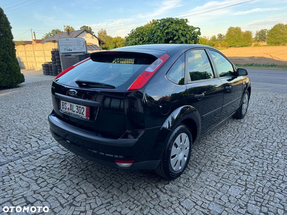 Ford Focus 1.6 Comfort - 5