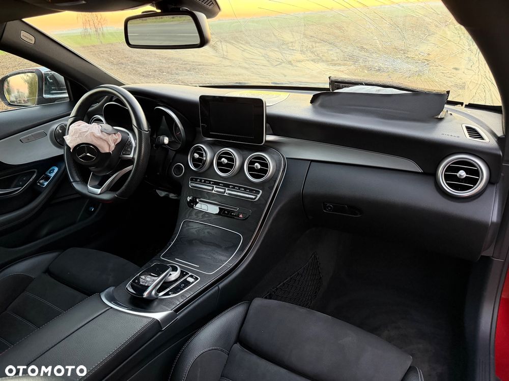 Mercedes-Benz Klasa C 180 BlueEFFICIENCY 7G-TRONIC Edition 1 - 17