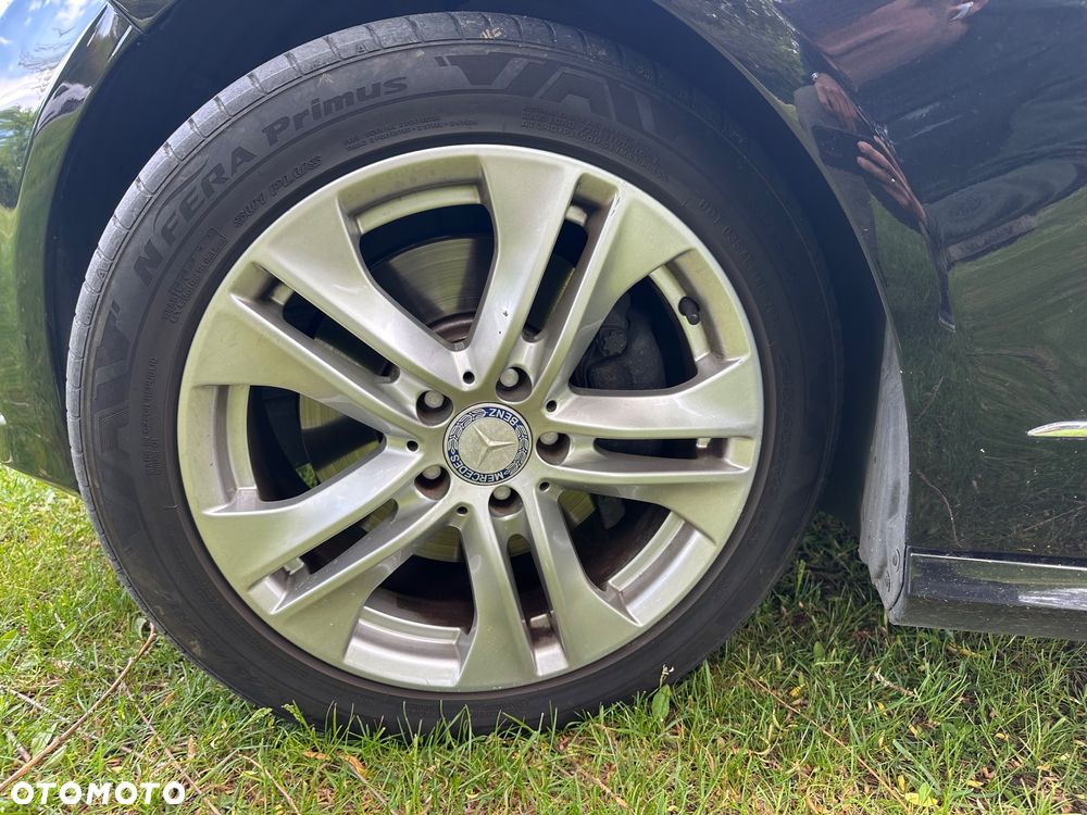 Mercedes-Benz Klasa E 250 CDI DPF BlueEFFICIENCY Automatik Avantgarde - 27