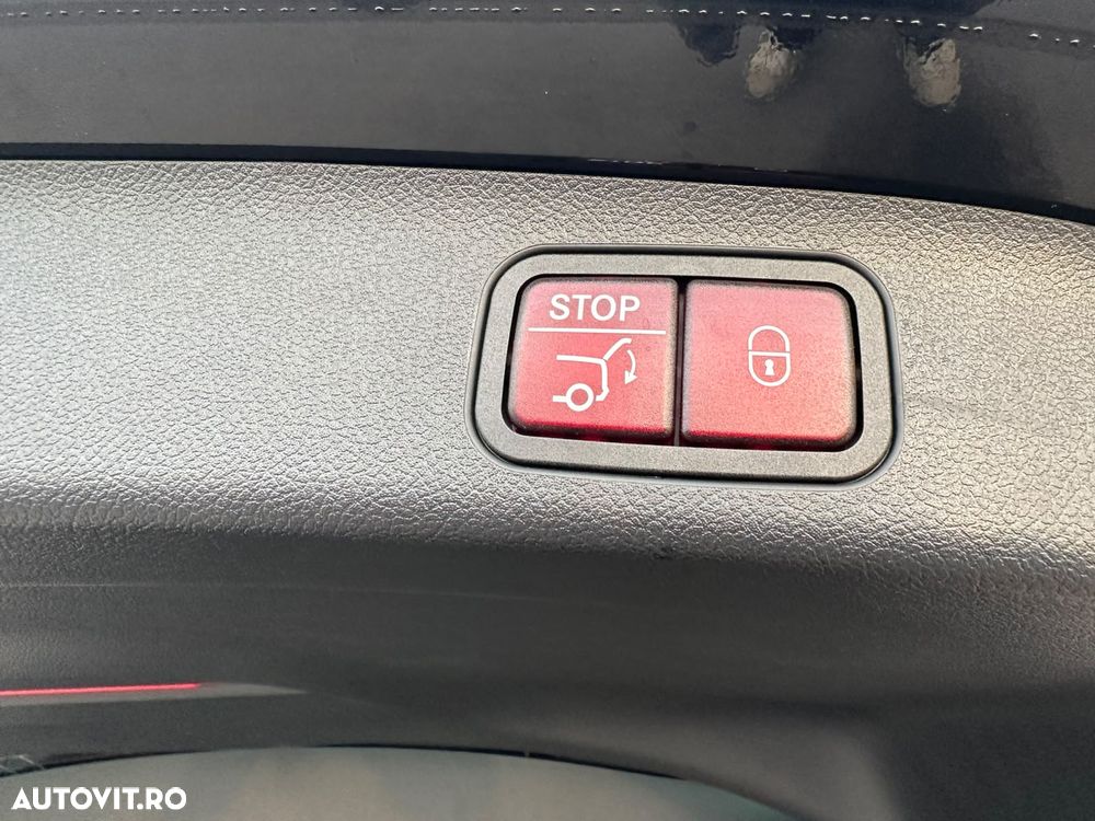 Mercedes-Benz GLB - 20