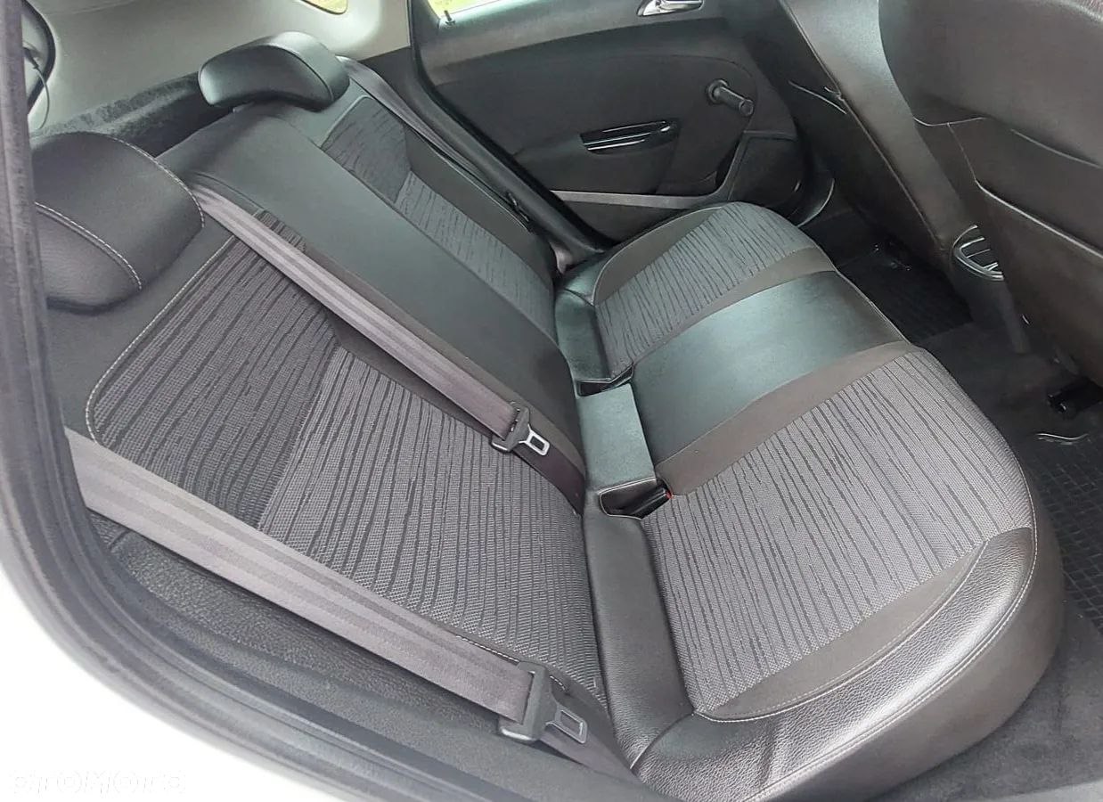Opel Astra 1.4 Turbo Design Edition - 15