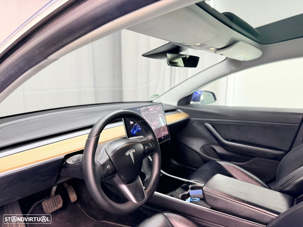 Tesla Model 3 Long-Range Dual Motor AWD - 18