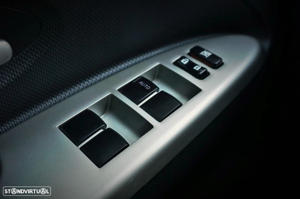 Toyota Urban Cruiser 1.33 4x2 Town - 24