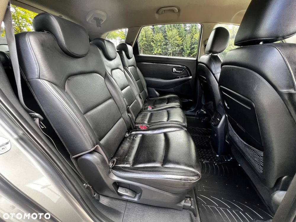 Kia Carens 1.7 CRDi XL 7os - 14