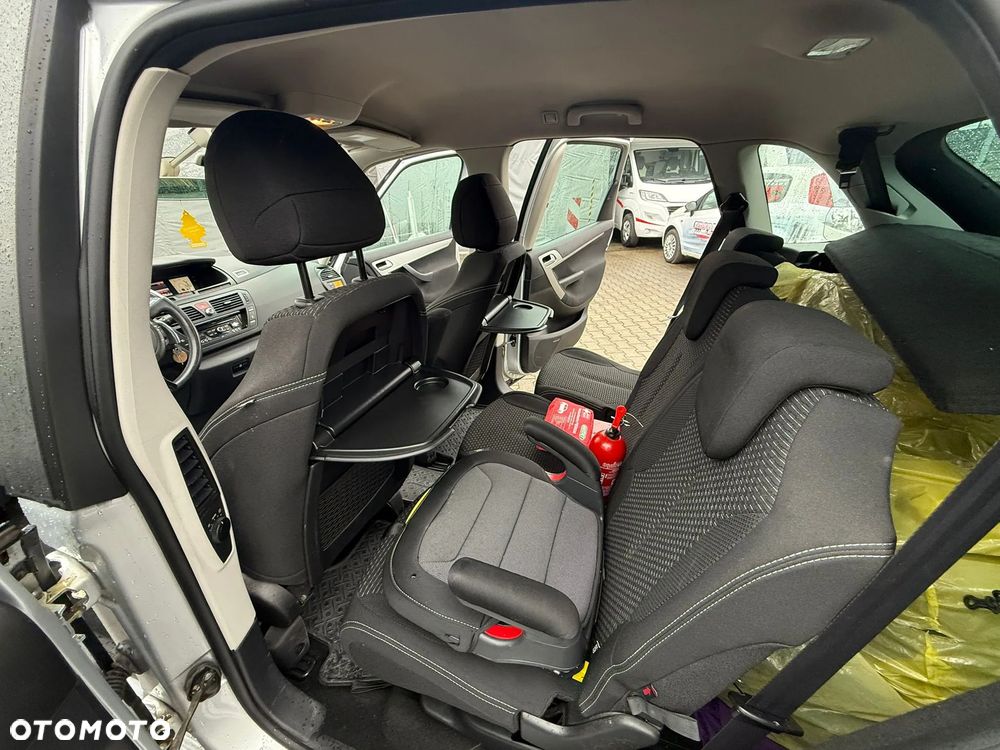 Citroën C4 Picasso - 11