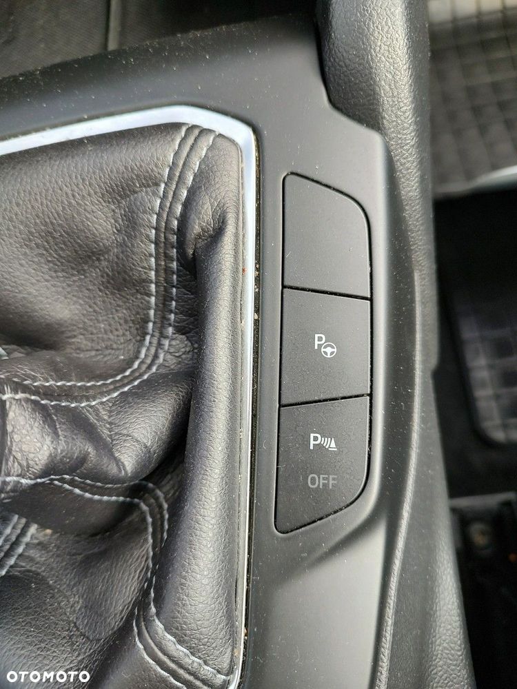 Ford Focus - 33