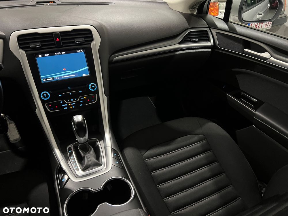 Ford Mondeo - 19