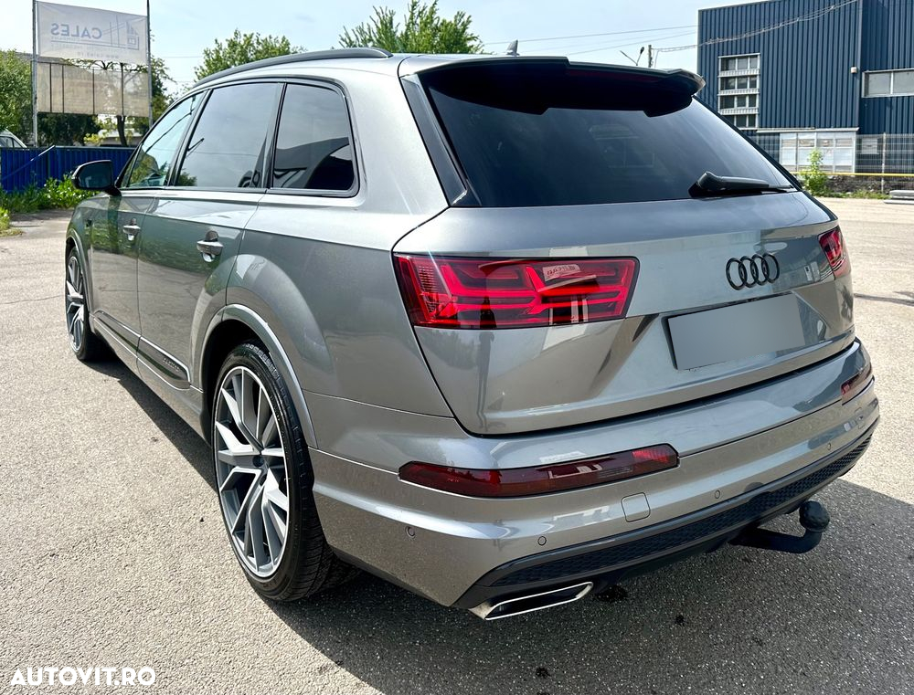 Audi Q7 - 4