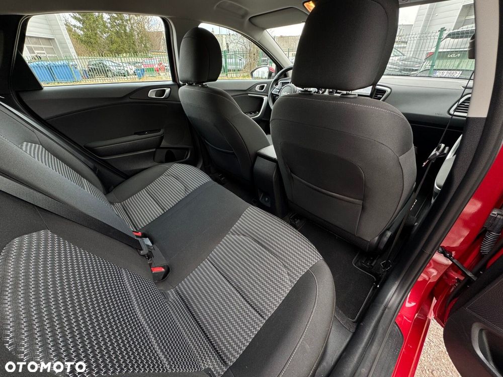 Kia Ceed 1.5 T-GDI M DCT - 16