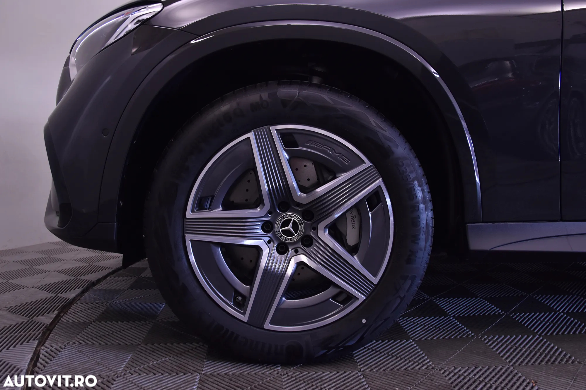 Mercedes-Benz GLC 300 e 4MATIC - 13