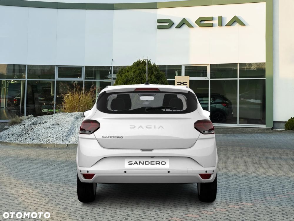 Dacia Sandero - 4