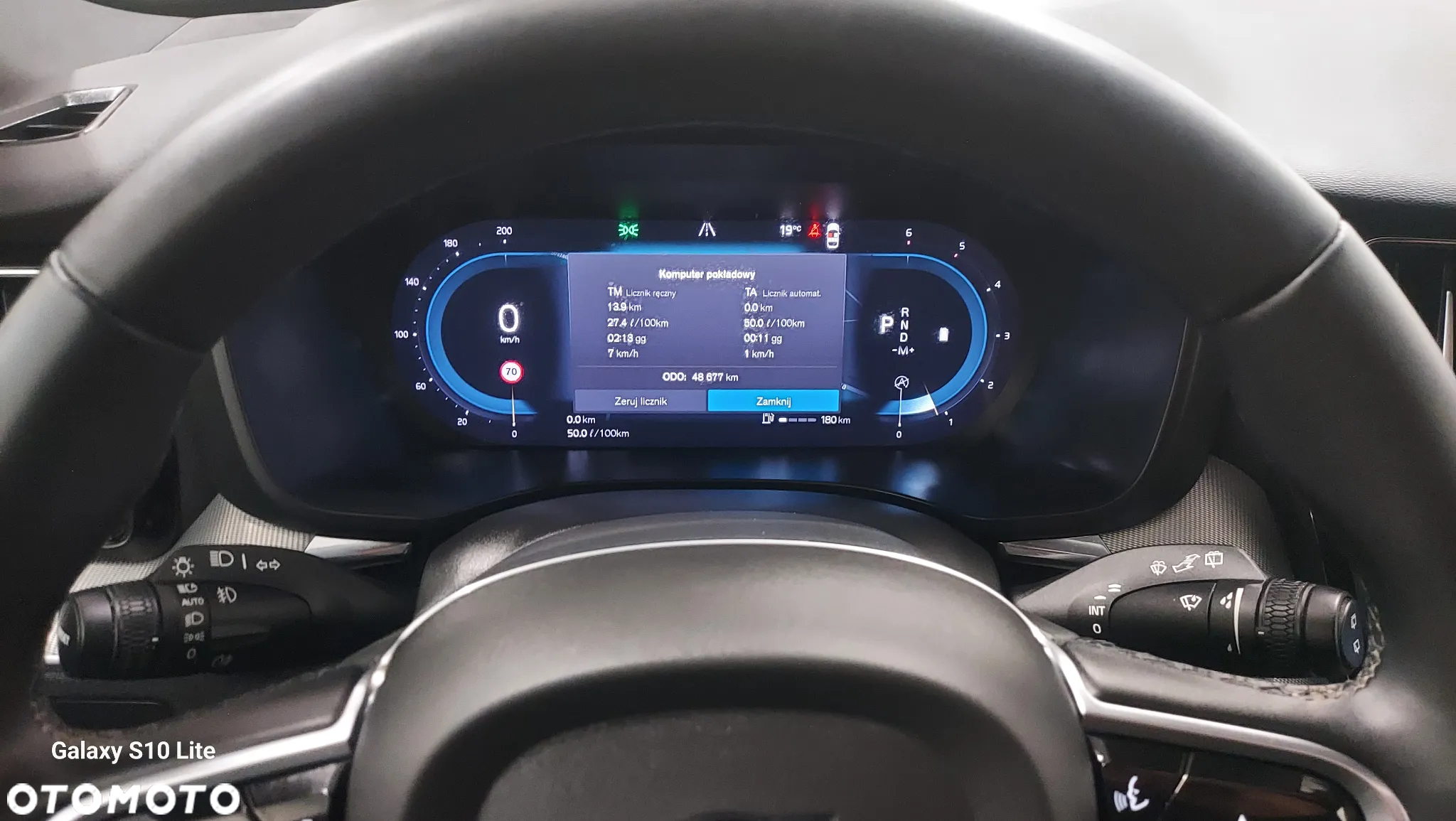 Volvo XC 60 B4 D AWD Plus Dark - 27