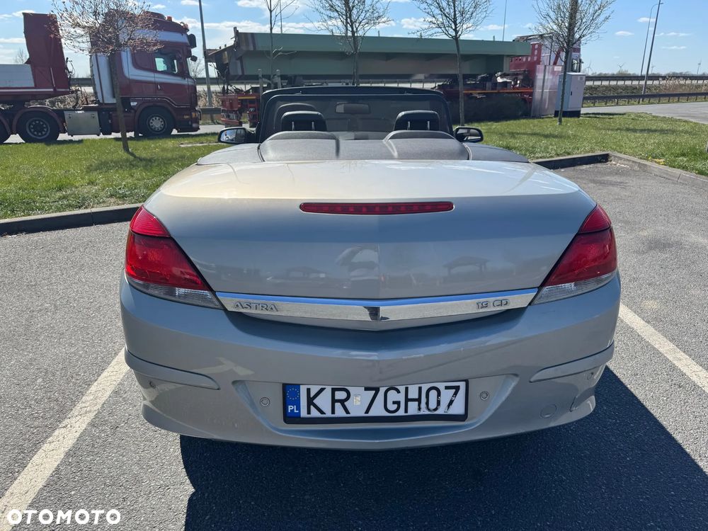 Opel Astra 1.9 CDTI Edition - 8