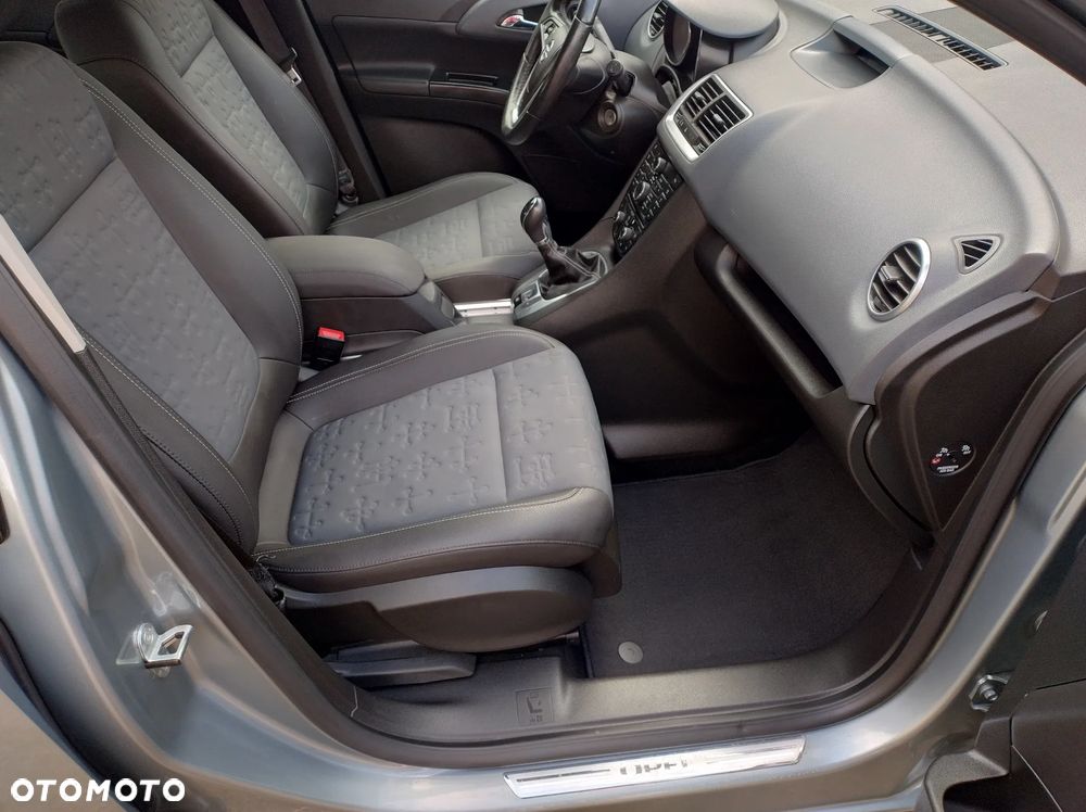 Opel Meriva 1.4 T Cosmo - 17