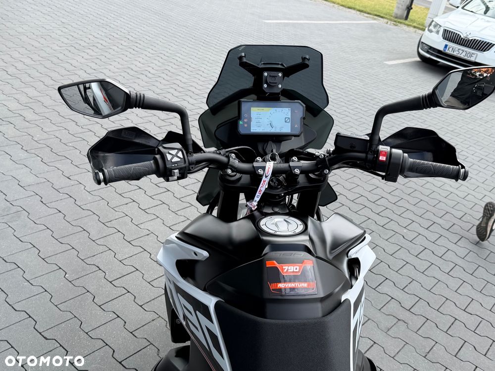 KTM Adventure - 22