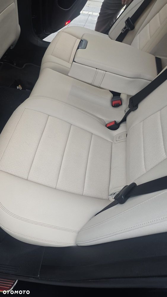 Mercedes-Benz Klasa E - 7