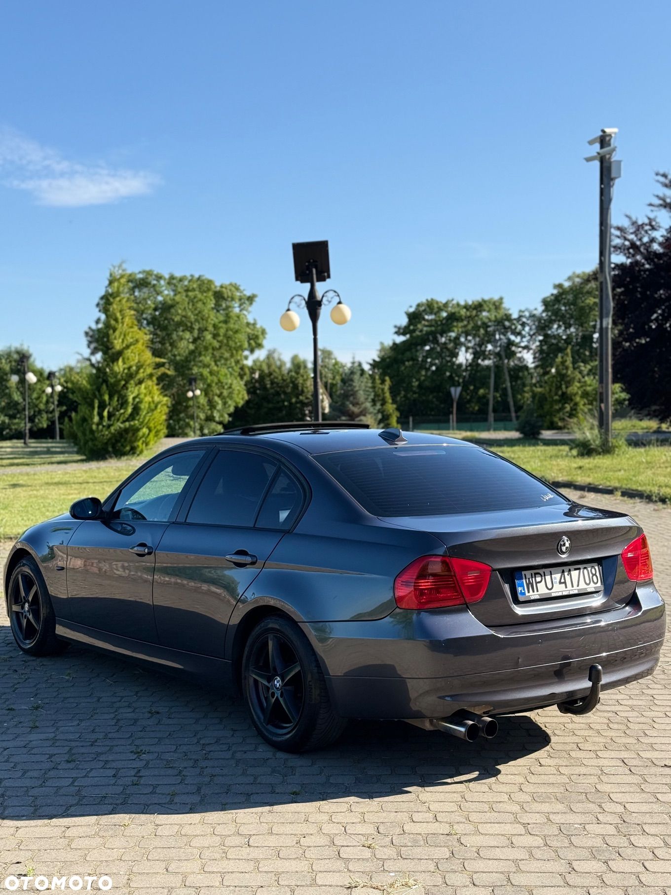 BMW Seria 3 320i - 1