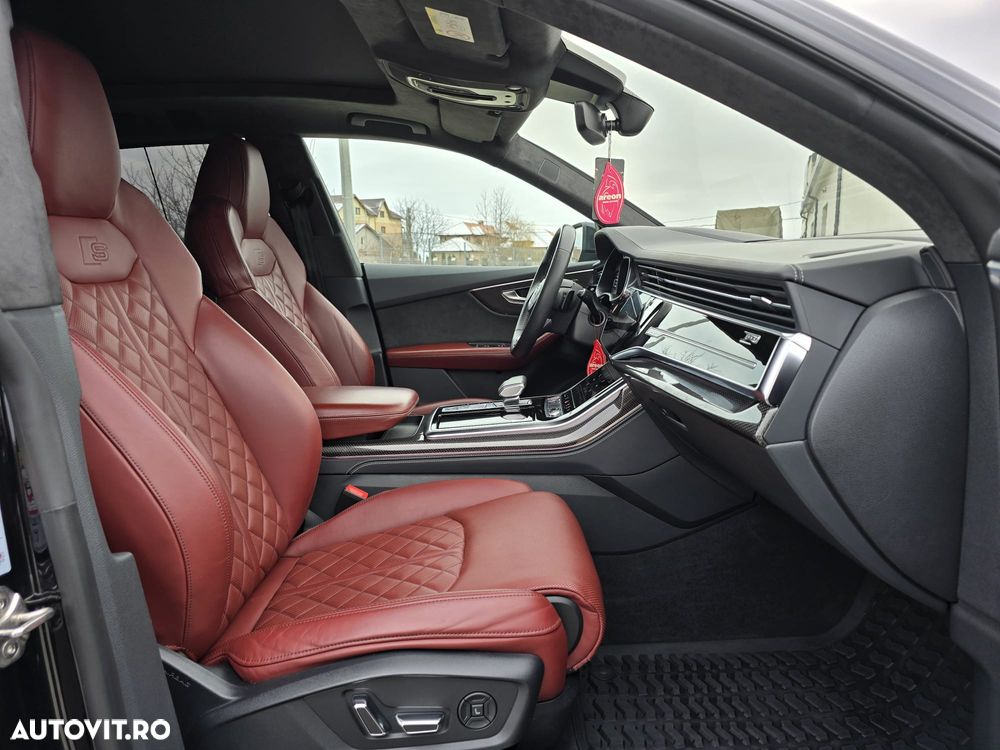 Audi SQ8 - 14