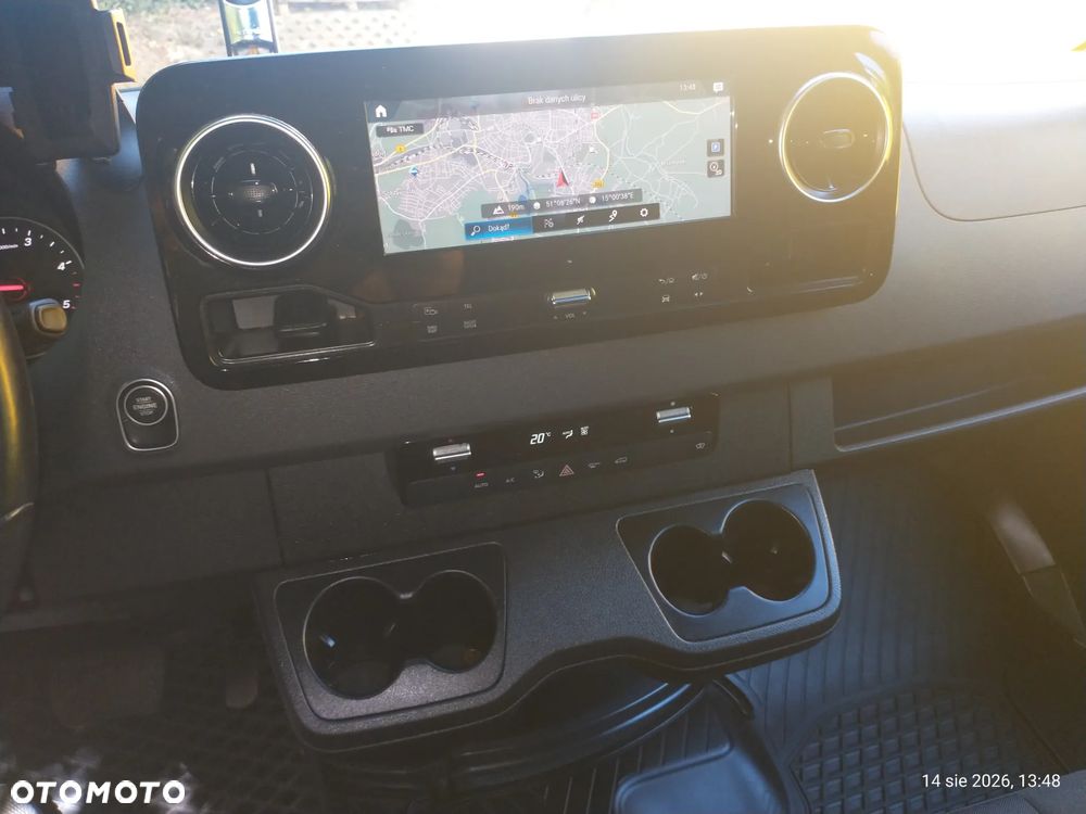 Mercedes-Benz Sprinter - 4