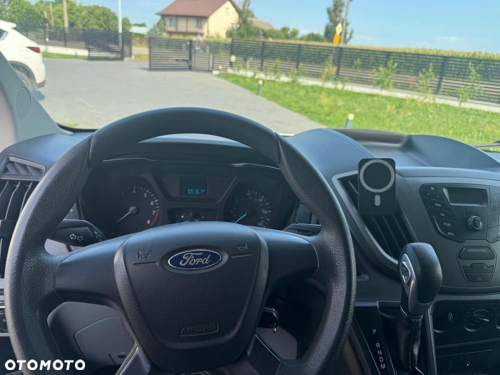 Ford Transit T-150 - 5