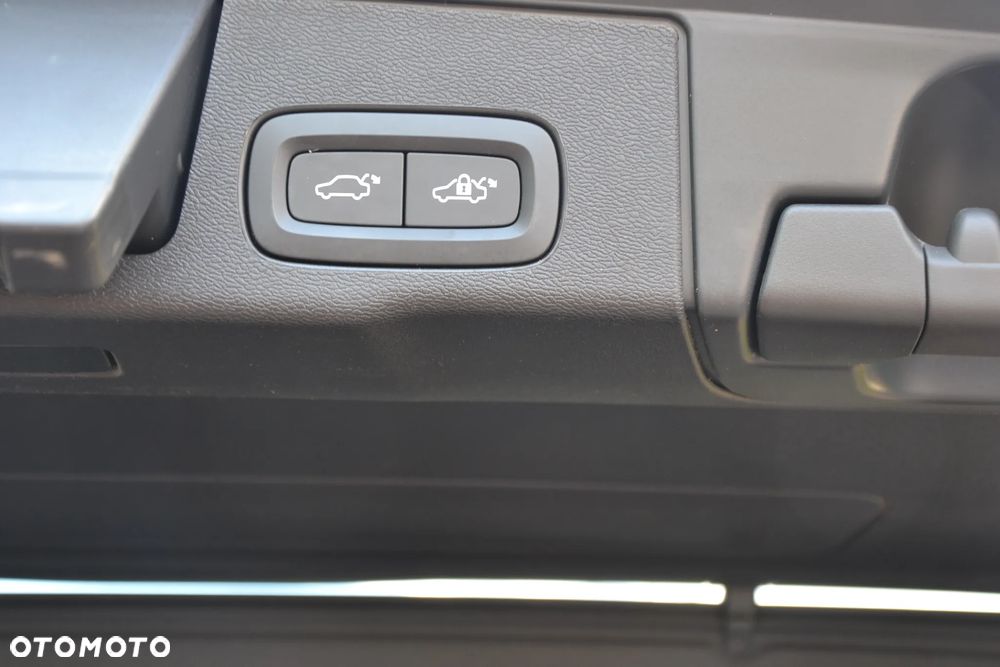 Volvo XC 60 B5 B AWD Core - 8