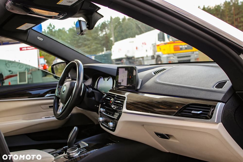 BMW 6GT 640i xDrive Sport Line - 19
