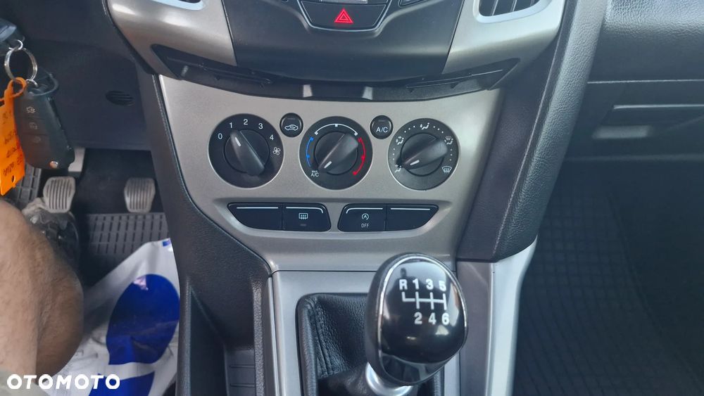 Ford Focus 1.6 TDCi DPF Trend - 19
