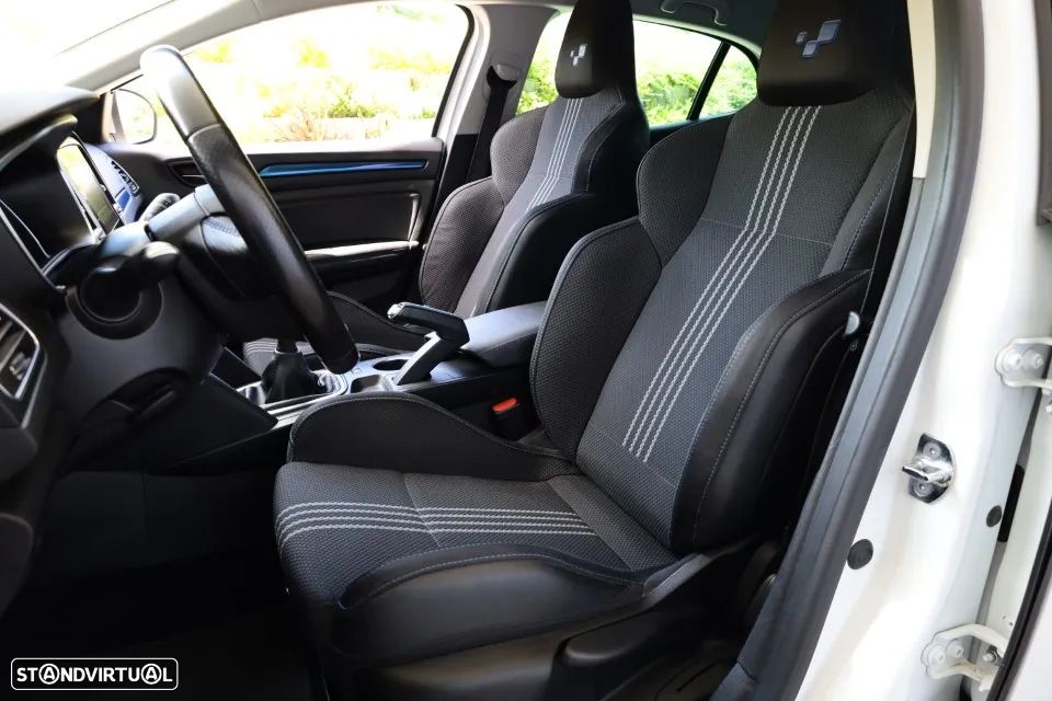 Renault Mégane 1.5 Blue dCi GT Line - 43