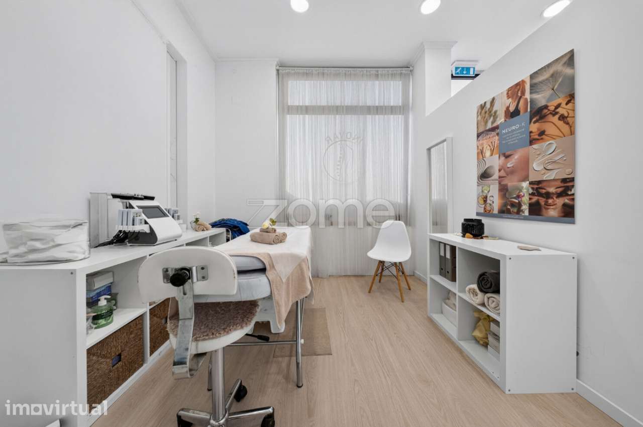 Cedência | Clínica de Estética em Funcionamento | Loures - Grande imagem: 3/24