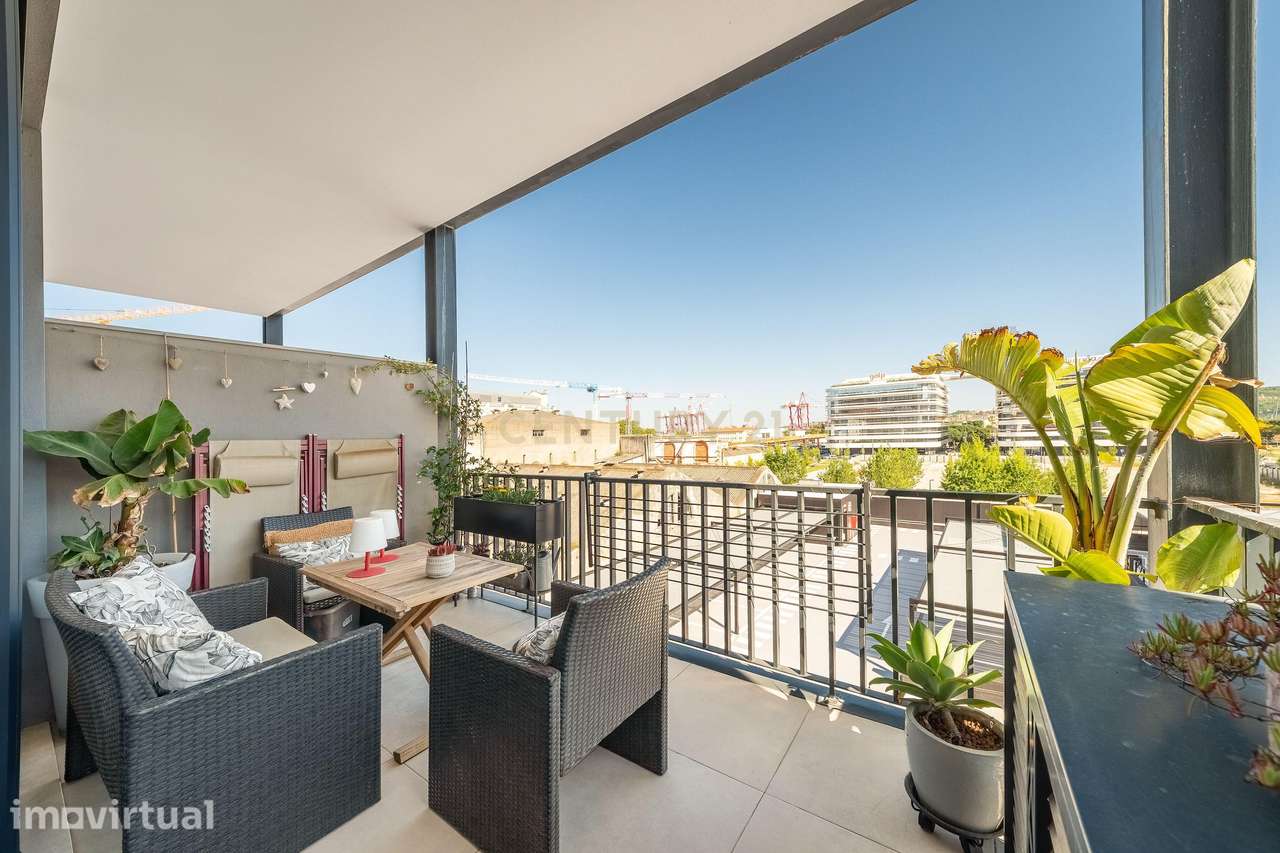Apartamento T1 em Alcantara - com estacionamento - Grande imagem: 4/27