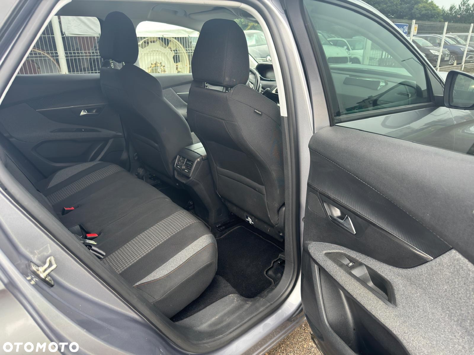 Peugeot 3008 BlueHDi 120 Stop & Start EAT6 Active Business-Paket - 11