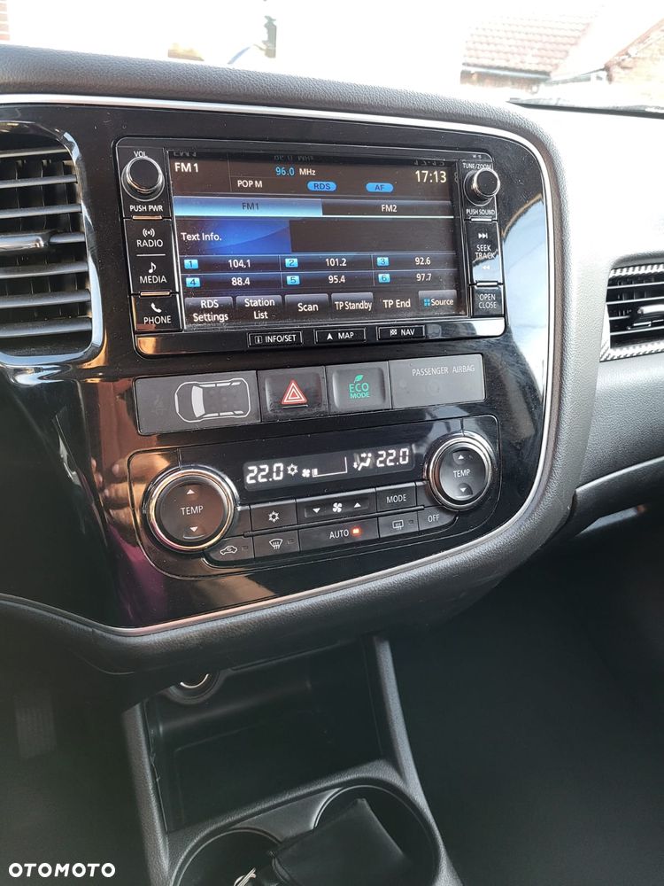 Mitsubishi Outlander - 20
