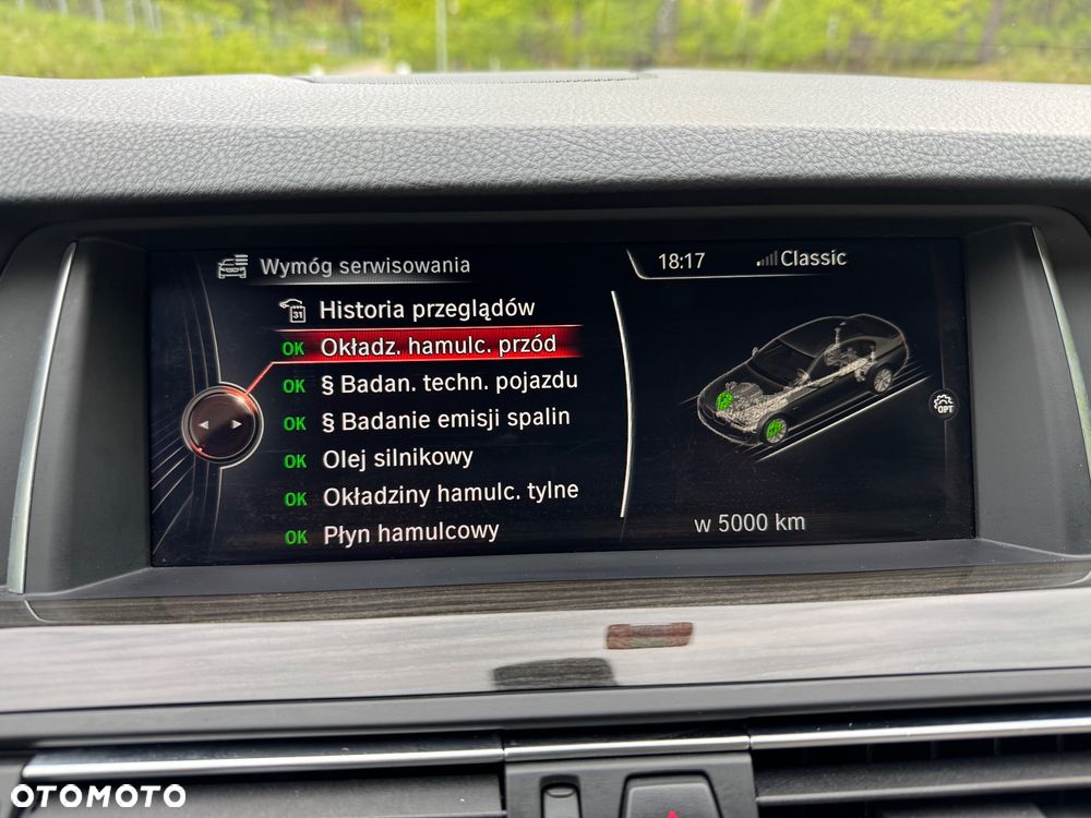 BMW Seria 5 525d xDrive Luxury Line - 31